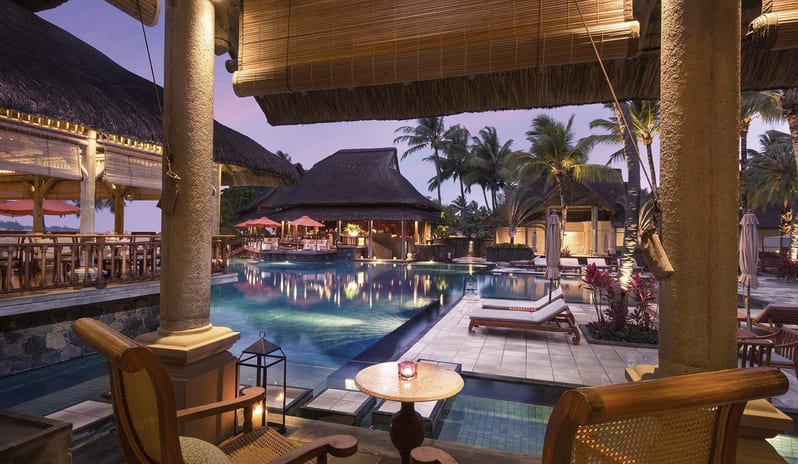 CONSTANCE PRINCE MAURICE - LOUNGE BAR POOL REFLECTION